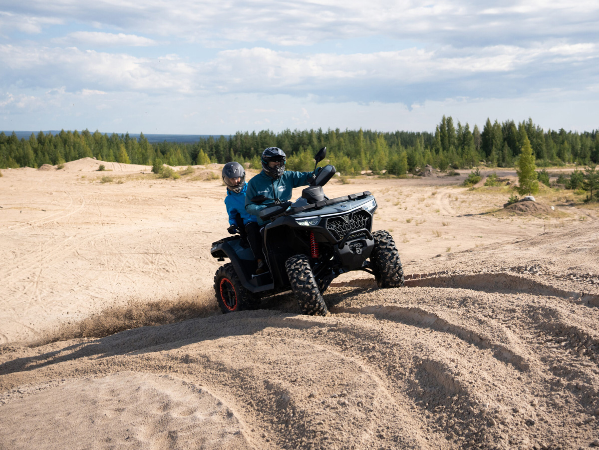 CFMOTO CFORCE 1000 EPS LTD