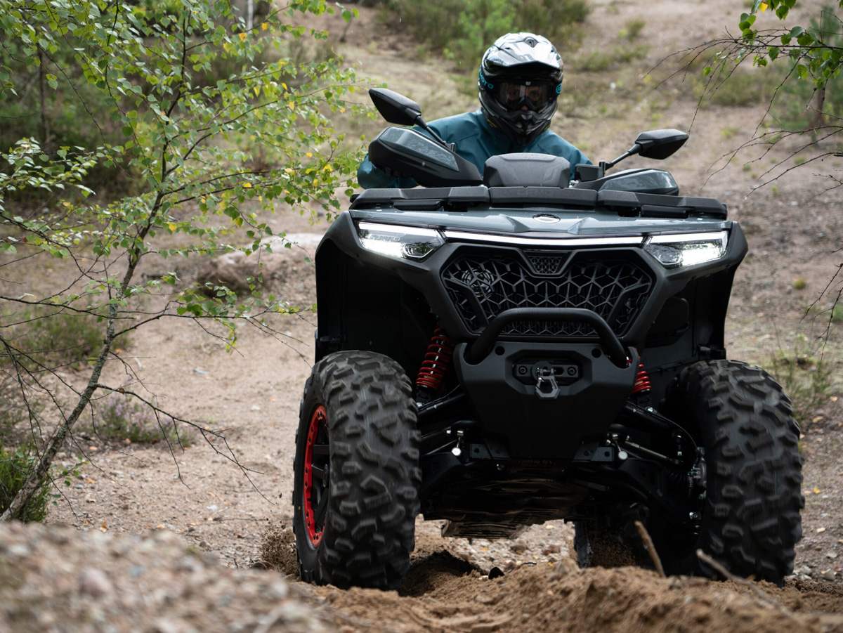 CFMOTO CFORCE 1000 EPS LTD