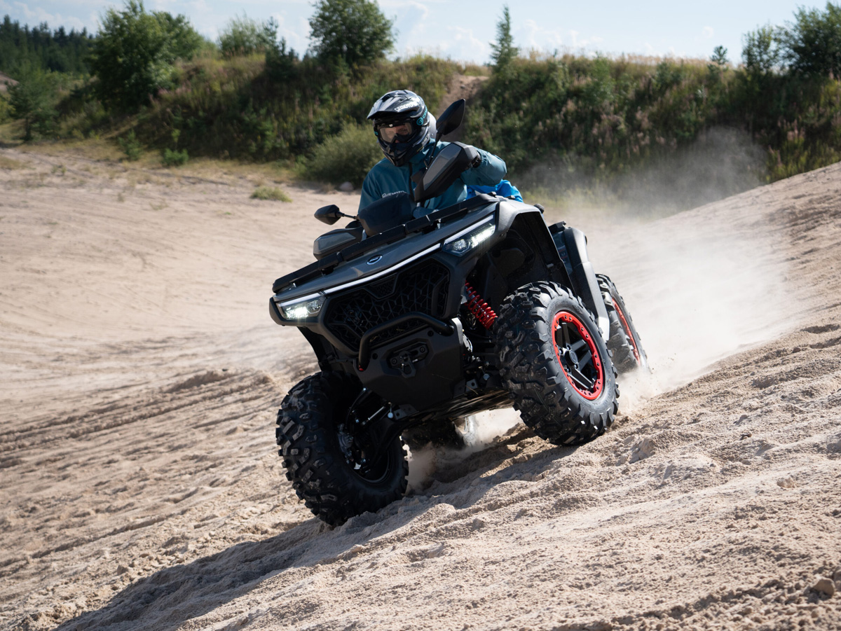 CFMOTO CFORCE 1000 EPS LTD