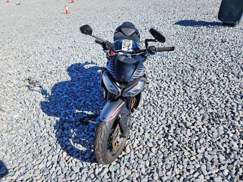 Triumph Street Triple