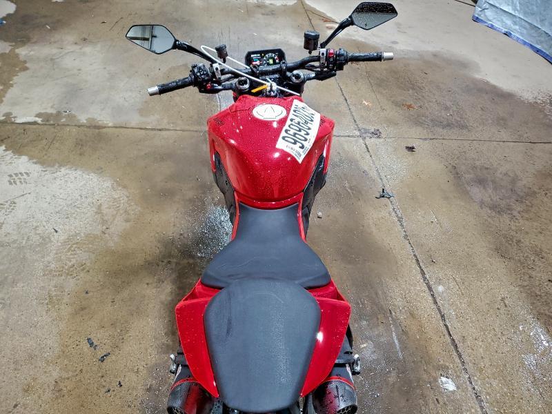 Ducati Streetfighter, V2