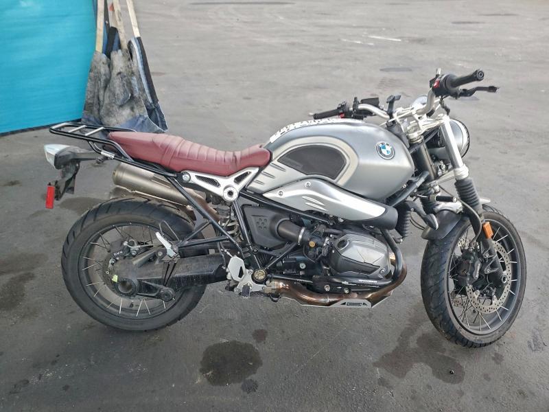 BMW R, Scrambler