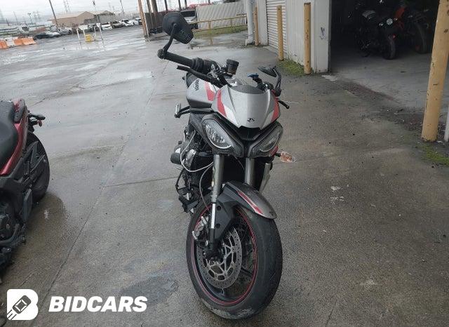 Triumph Street Triple, RS