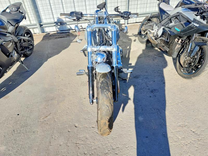 Harley-Davidson FXBR Breakout