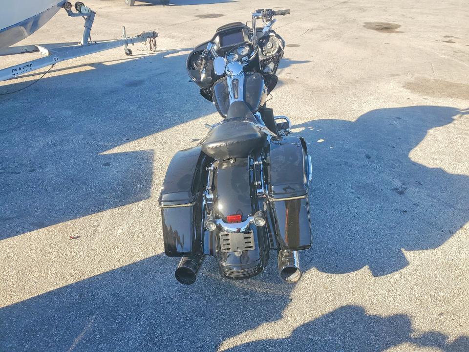 Harley-Davidson FLTRX Road Glide